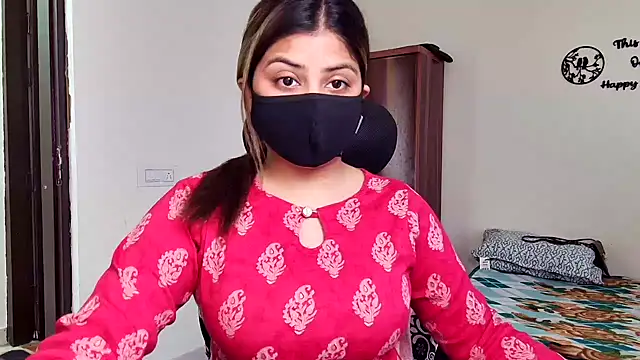 Snapshot of Hoty-Shivangi chatting on February 28, 2026, 10:49 am Hoty-Shivangi online show from February 28, 2026, 10:49 am