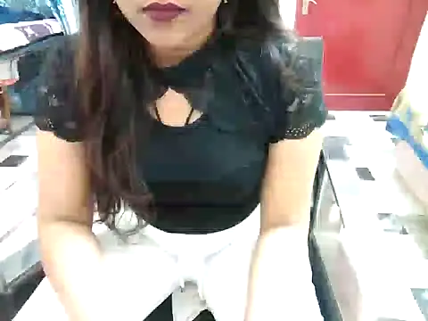 Snapshot of aarushi_sharmaa chatting on January 29, 2025, 4:41 pm aarushi sharmaa online show from January 29, 2025, 4:41 pm