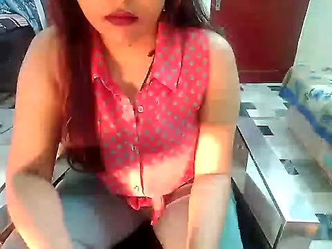 Snapshot of aarushi_sharmaa chatting on February 1, 2025, 2:34 pm aarushi sharmaa online show from February 1, 2025, 2:34 pm