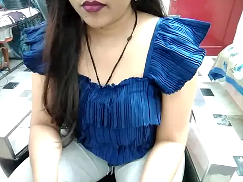 Snapshot of aarushi_sharmaa chatting on March 2, 2025, 5:12 am aarushi sharmaa online show from March 2, 2025, 5:12 am