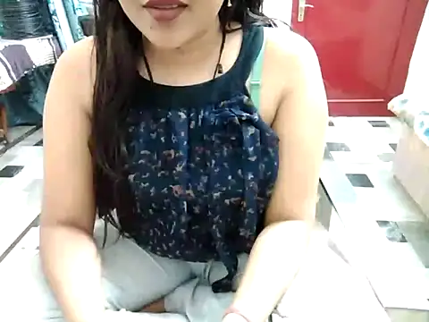 Snapshot of aarushi_sharmaa chatting on March 16, 2025, 5:17 pm aarushi sharmaa online show from March 16, 2025, 5:17 pm