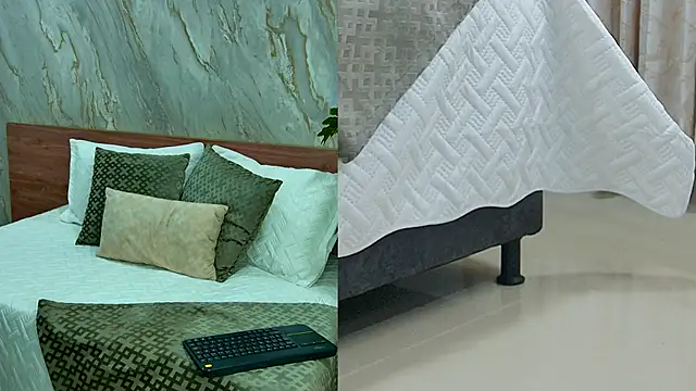 Snapshot of coniie_jhons chatting on November 7, 2025, 11:21 am coniie jhons online show from November 7, 2025, 11:21 am