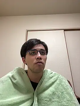 ryusei18570 online show from February 19, 2025, 3:27 pm