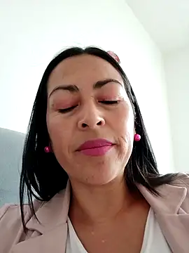 MARIANA-12  online show from February 6, 2025, 12:48 pm
