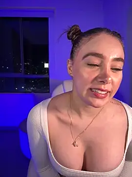 Snapshot of Lanataylor- chatting on October 4, 2025, 1:25 am Lanataylor- online show from October 4, 2025, 1:25 am