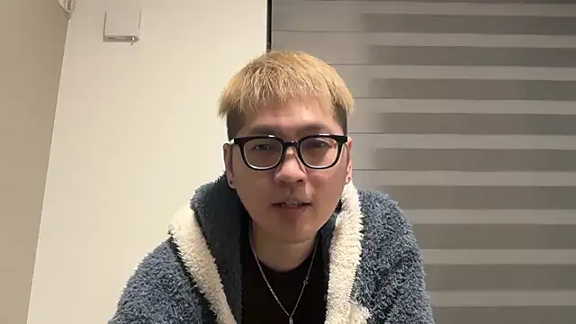 Snapshot of kensnb chatting on February 25, 2026, 12:15 pm kensnb online show from February 25, 2026, 12:15 pm