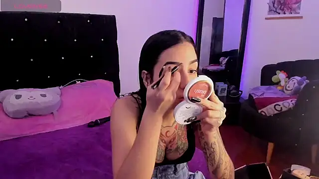 Alice woodville online show from January 22, 2025, 5:28 pm