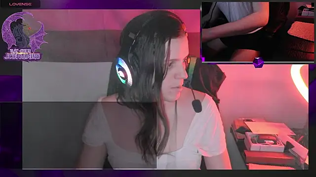 Rae-Suon online show from March 3, 2025, 11:03 pm