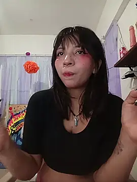 Carlacutte online show from November 14, 2025, 8:57 am