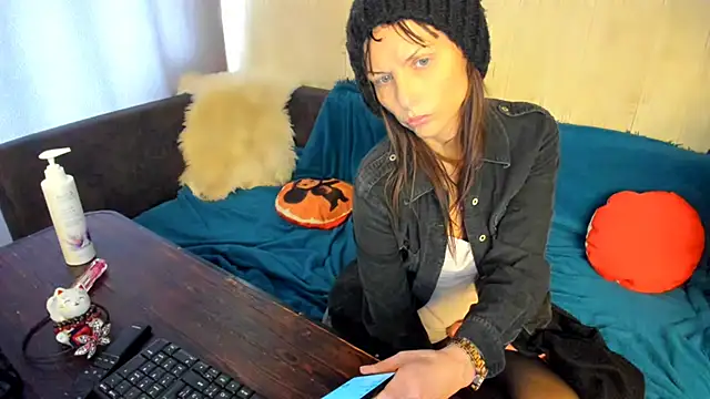 Snapshot of Elizabe_th chatting on April 29, 2026, 9:24 am Elizabe th online show from April 29, 2026, 9:24 am