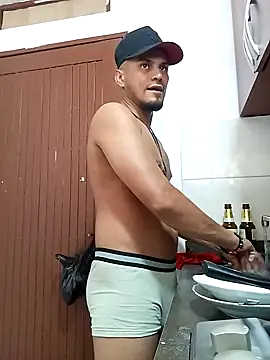 Snapshot of Dilan_1994 chatting on March 22, 2025, 4:58 pm Dilan 1994 online show from March 22, 2025, 4:58 pm