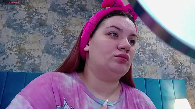 Snapshot of MelanieBrownn chatting on December 29, 2024, 4:27 am MelanieBrownn online show from December 29, 2024, 4:27 am