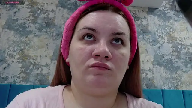 Snapshot of MelanieBrownn chatting on January 13, 2025, 3:34 am MelanieBrownn online show from January 13, 2025, 3:34 am