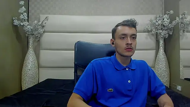 Desmon Clark online show from March 9, 2025, 4:27 am