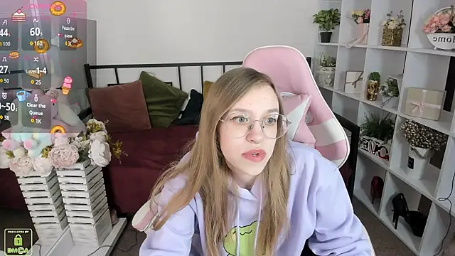 LayriantaVee online show from March 24, 2026, 7:13 am