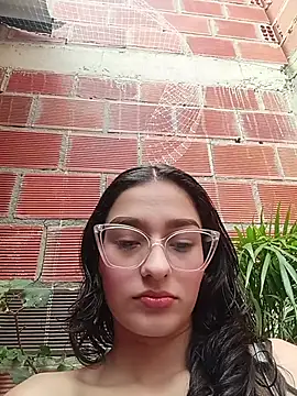 Ary-18 online show from October 23, 2025, 1:43 pm