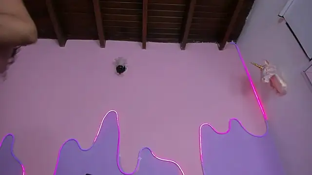 Mingie Rouse online show from March 17, 2026, 3:00 am