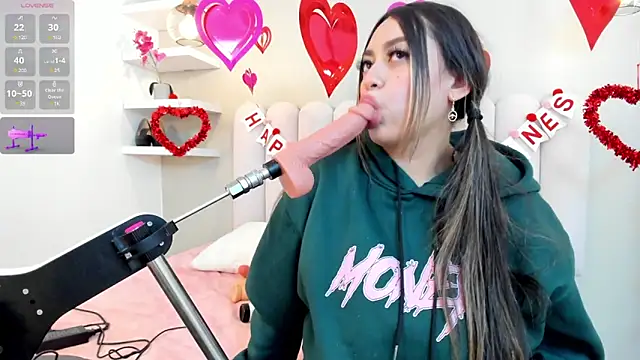 Annie karlsson   online show from February 12, 2025, 3:18 am