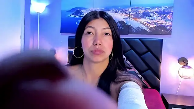 KimberlyVillaLobos online show from April 13, 2026, 11:27 am