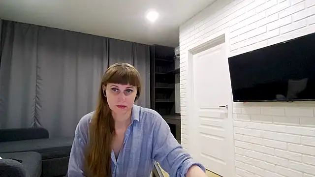 Snapshot of Daniella_Lorente chatting on May 1, 2026, 11:31 pm Daniella Lorente online show from May 1, 2026, 11:31 pm