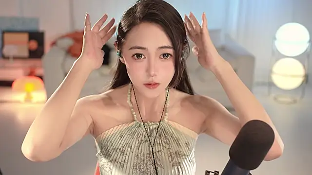Snapshot of Roseonly_ chatting on May 3, 2026, 1:28 pm Roseonly online show from May 3, 2026, 1:28 pm