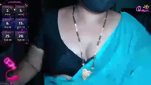 Snapshot of Queen_sakshi chatting on April 21, 2026, 4:12 pm Queen sakshi online show from April 21, 2026, 4:12 pm
