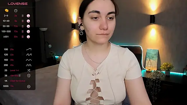 Snapshot of hannacheekss_ chatting on March 14, 2025, 1:59 am hannacheekss online show from March 14, 2025, 1:59 am