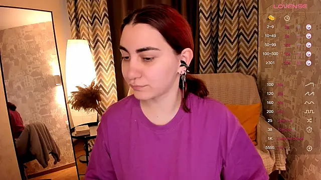 Snapshot of hannacheekss_ chatting on September 9, 2025, 2:11 am hannacheekss online show from September 9, 2025, 2:11 am