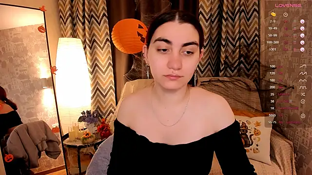 Snapshot of hannacheekss_ chatting on October 23, 2025, 2:11 am hannacheekss online show from October 23, 2025, 2:11 am