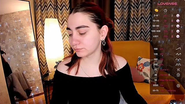 hannacheekss  online show from March 27, 2026, 2:06 am