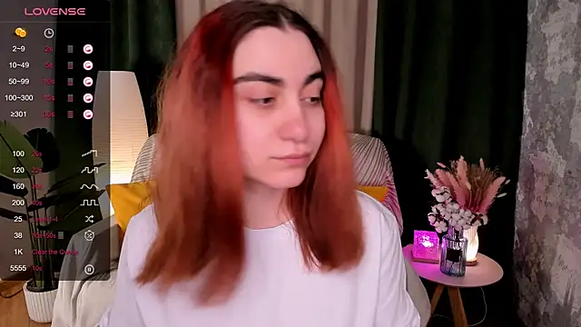 hannacheekss  online show from April 1, 2026, 2:01 am