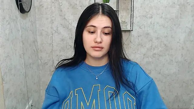 Snapshot of AliceSexyyy_ chatting on January 15, 2025, 1:09 pm AliceSexyyy online show from January 15, 2025, 1:09 pm