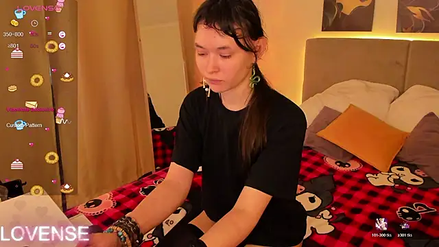 Emily Strikeee online show from February 10, 2026, 10:08 am