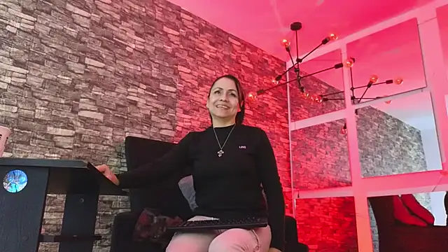 monicarousey online show from January 29, 2025, 10:37 am
