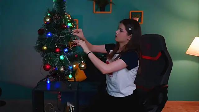 Snapshot of EvaThopson chatting on December 4, 2024, 11:19 am EvaThopson online show from December 4, 2024, 11:19 am