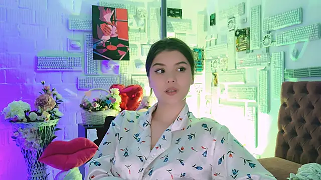 Snapshot of EvaThopson chatting on February 19, 2025, 6:54 pm EvaThopson online show from February 19, 2025, 6:54 pm