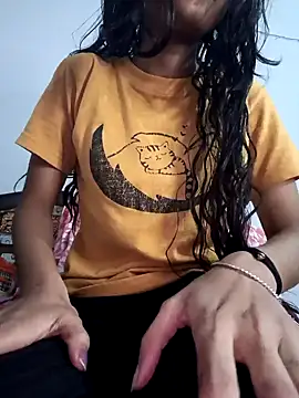 Snapshot of pikubaby chatting on December 20, 2024, 10:05 am pikubaby online show from December 20, 2024, 10:05 am