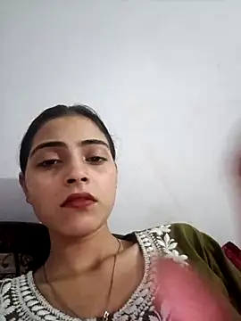 Snapshot of pikubaby chatting on September 29, 2025, 8:24 pm pikubaby online show from September 29, 2025, 8:24 pm