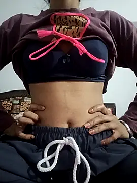 Snapshot of pikubaby chatting on November 11, 2025, 7:14 pm pikubaby online show from November 11, 2025, 7:14 pm