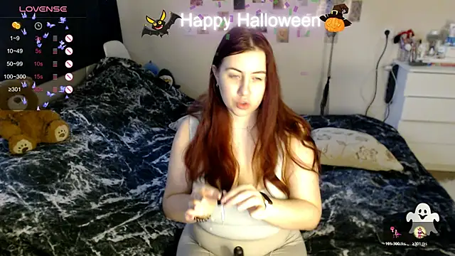 Snapshot of BettyandRich_ chatting on October 31, 2025, 8:48 am BettyandRich online show from October 31, 2025, 8:48 am