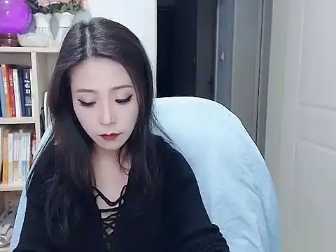 SuSushi728 online show from February 1, 2026, 3:32 pm