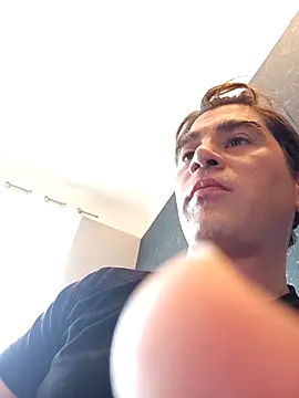ElyasMatt online show from March 11, 2026, 12:33 pm