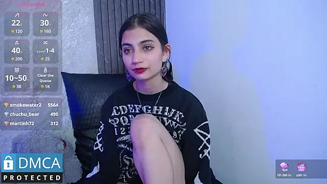 Snapshot of SolBeaumont1 chatting on March 4, 2025, 1:23 am SolBeaumont1 online show from March 4, 2025, 1:23 am