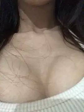 Snapshot of Yonaaaaaaaaa chatting on February 4, 2025, 3:26 pm Yonaaaaaaaaa online show from February 4, 2025, 3:26 pm