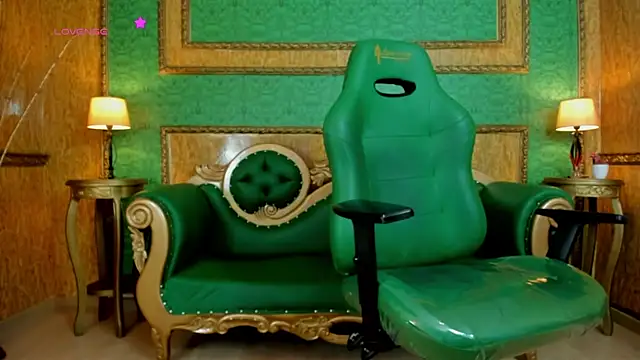 Snapshot of ArkaBella chatting on February 15, 2025, 6:23 pm ArkaBella online show from February 15, 2025, 6:23 pm