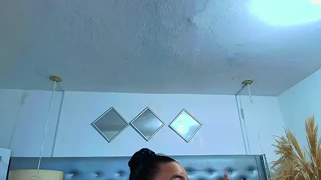 EileenBenzon online show from February 20, 2026, 4:20 am