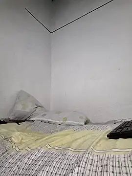 Snapshot of Cositarica_69 chatting on October 11, 2025, 12:21 am Cositarica 69 online show from October 11, 2025, 12:21 am