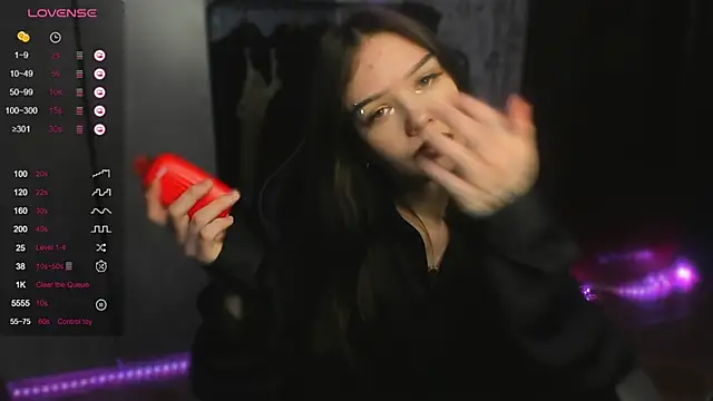 SweetyDeviliya online show from September 12, 2025, 12:38 pm