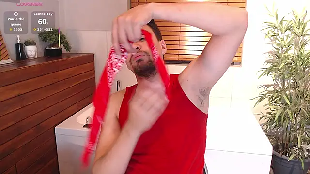 Edward max online show from April 17, 2026, 3:31 am