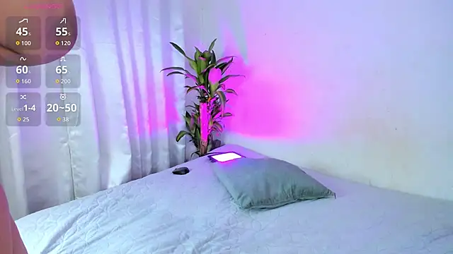 Snapshot of lanaa_paul1 chatting on February 23, 2026, 10:51 pm lanaa paul1 online show from February 23, 2026, 10:51 pm